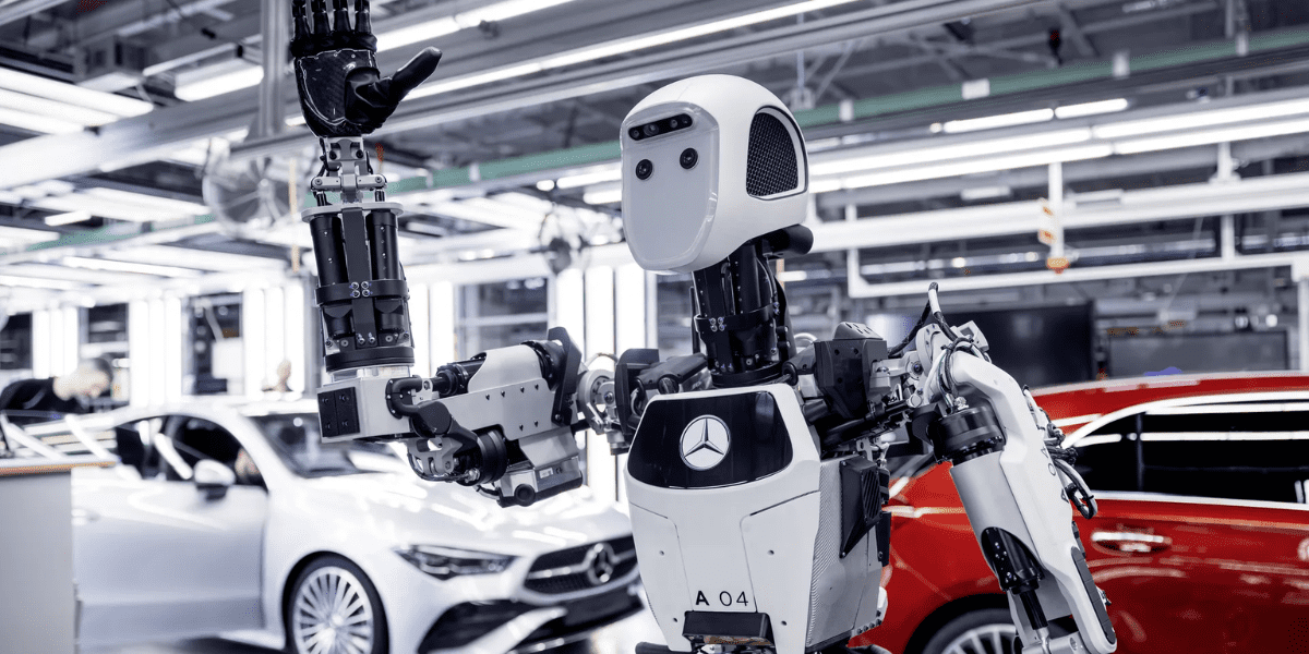 روبوتات بشرية تنظم الى مصانع مرسيدس بنز | ما الذي يعنيه ذلك لمستقبل صناعة السيارات؟